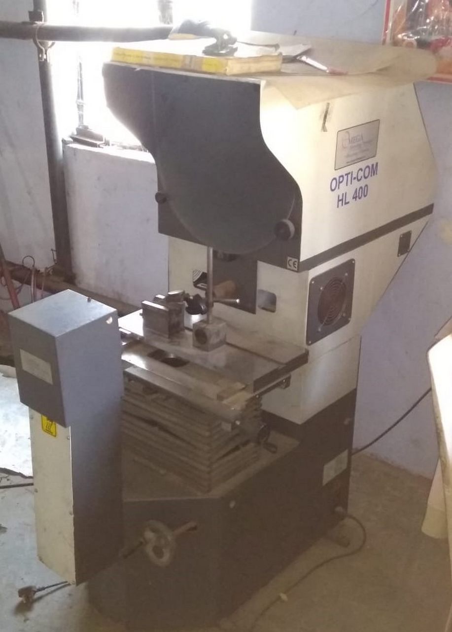 PROFILE PROJECTOR