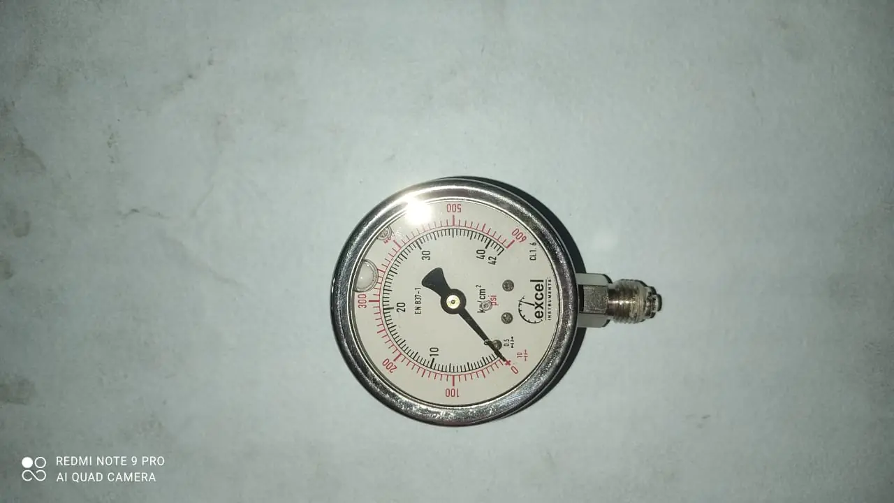 PRESSURE GAUGE