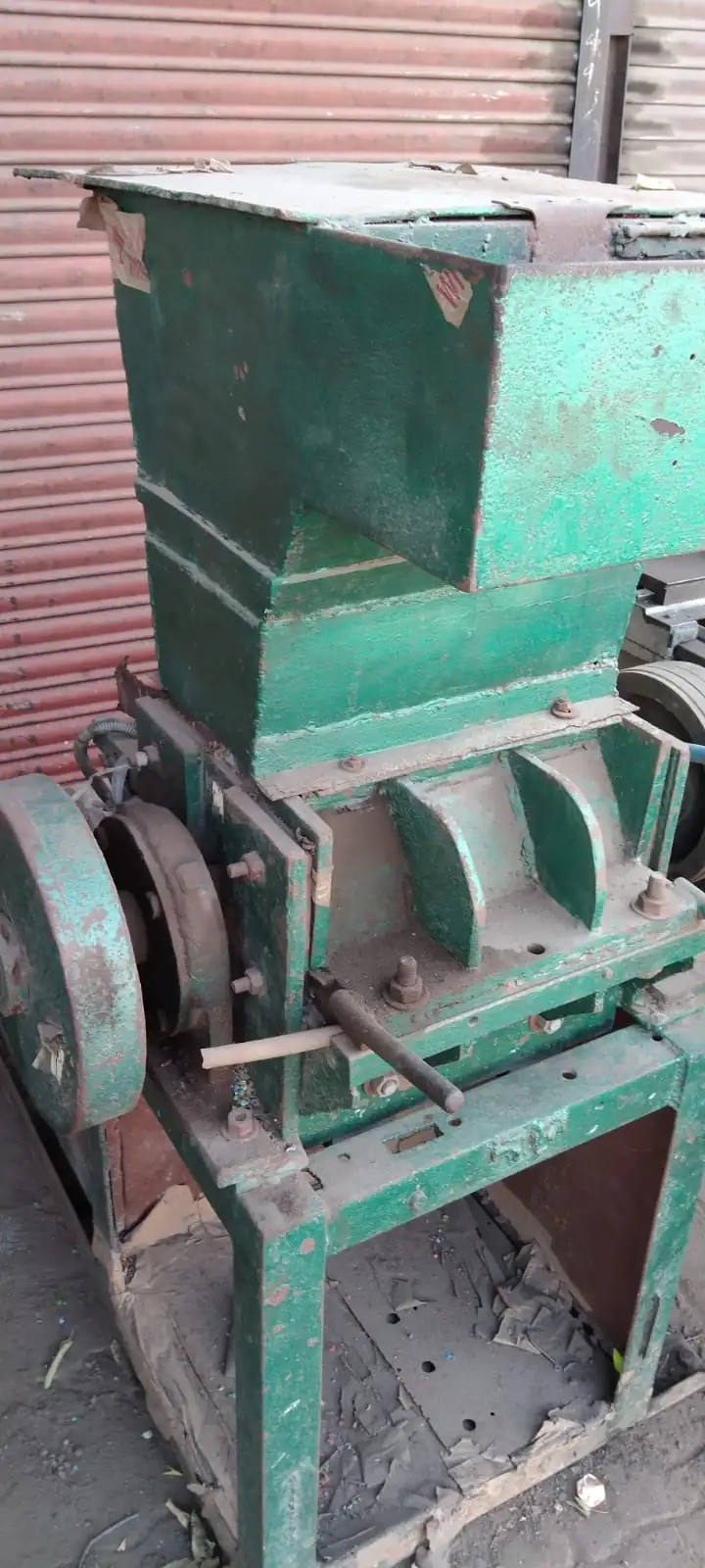 Plastic Grinder Machine | Waste Plastic Recycling