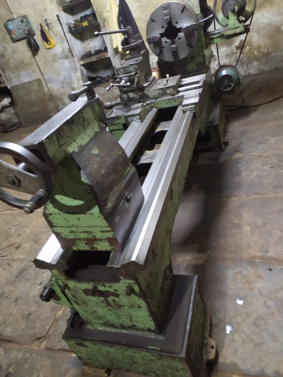 LATHE MACHINE