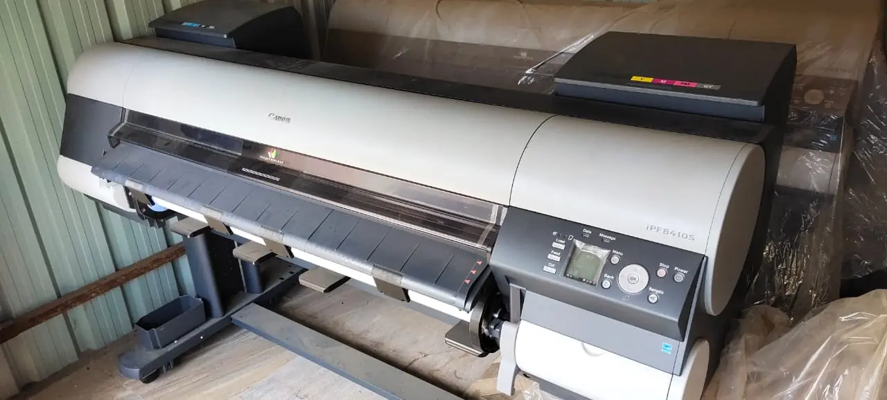 LARGE FORMAT PRINTER