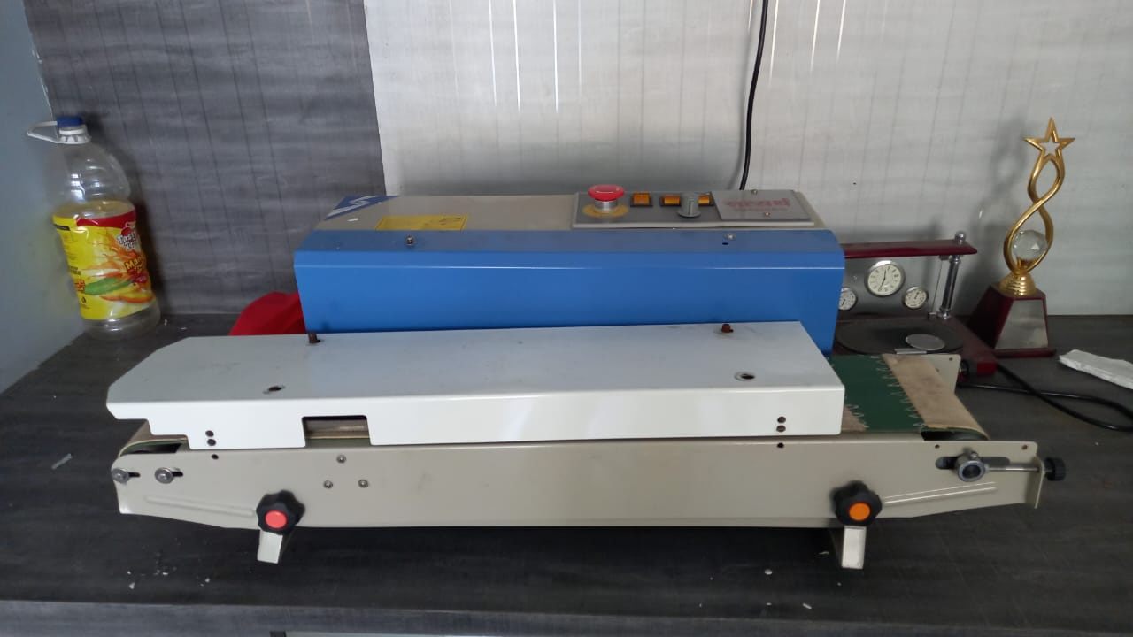 LONG COTTON WICKS MACHINE