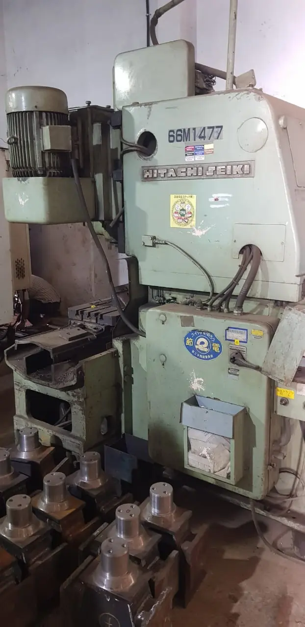 MILLING MACHINE