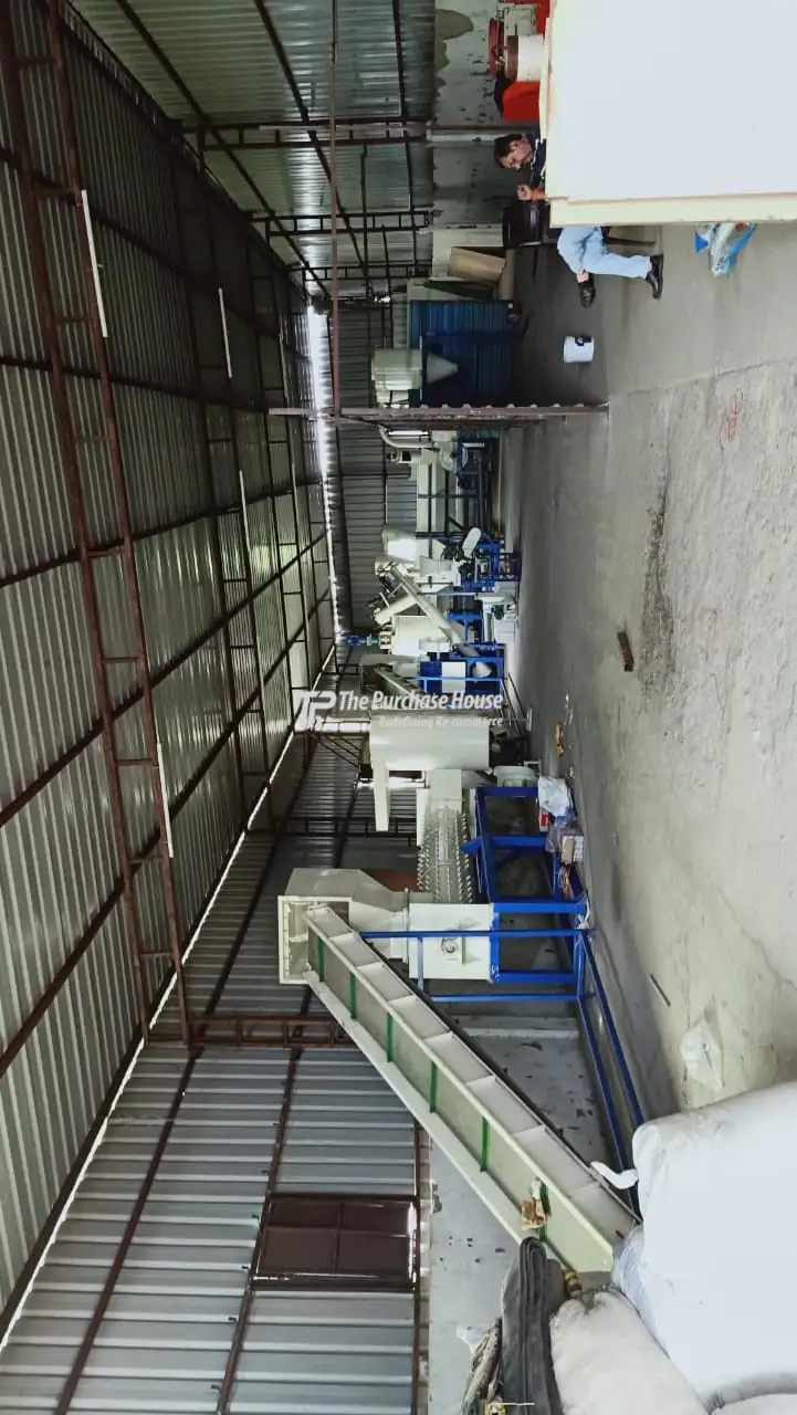 CRUSHING AND HOT WASHING PLANT