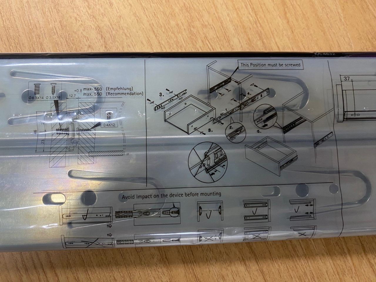 DRAWER RUNNER