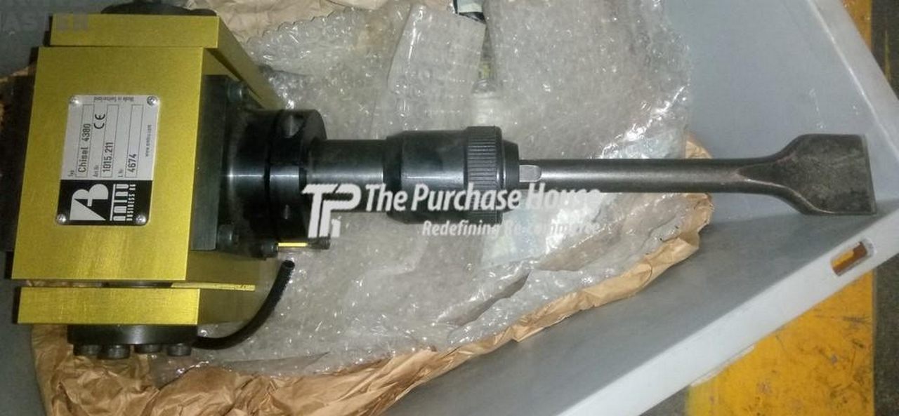 WIDE FLAT CHISEL