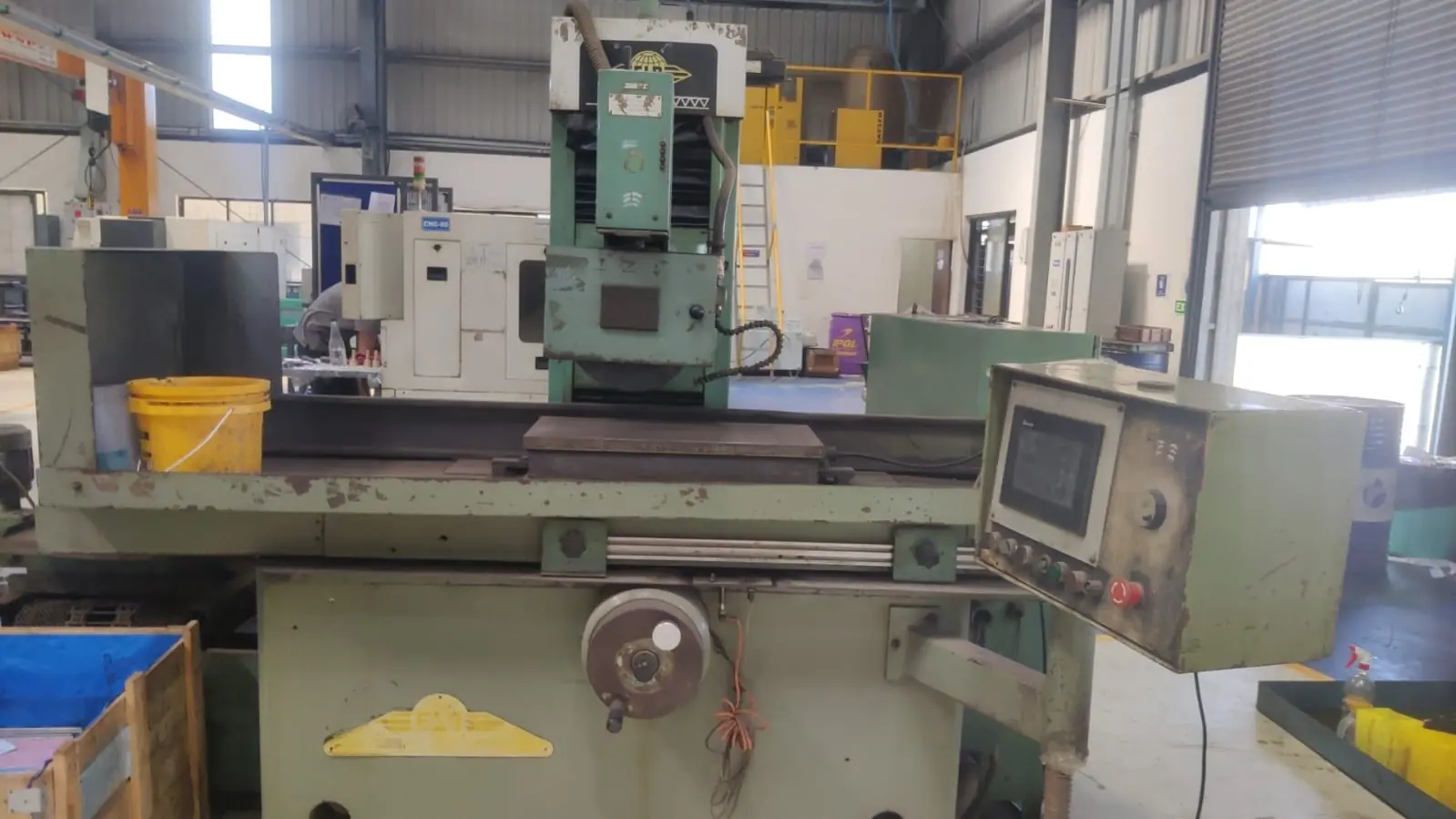 SURFACE GRINDER MACHINE