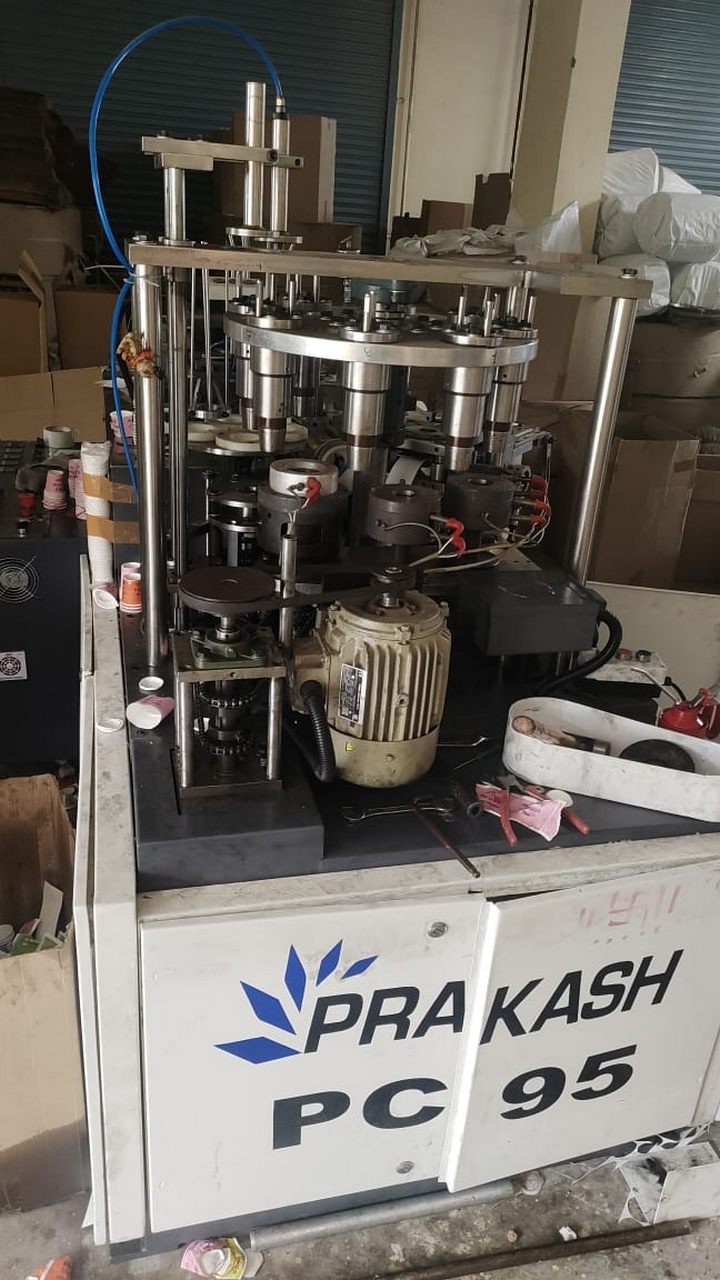 PAPER CUP MAKING MACHINE