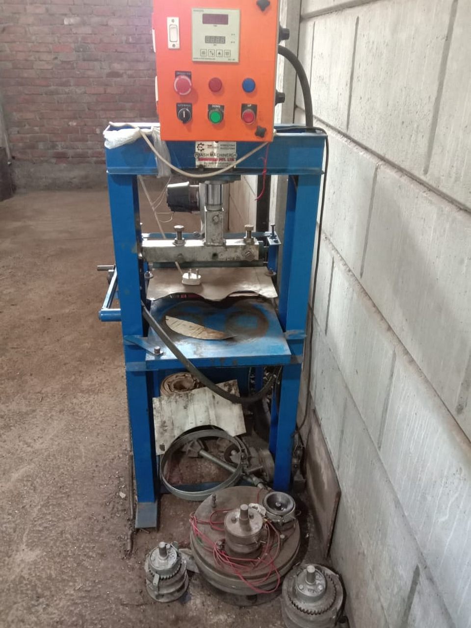 HYDRAULIC PAPER PLATE MACHINE