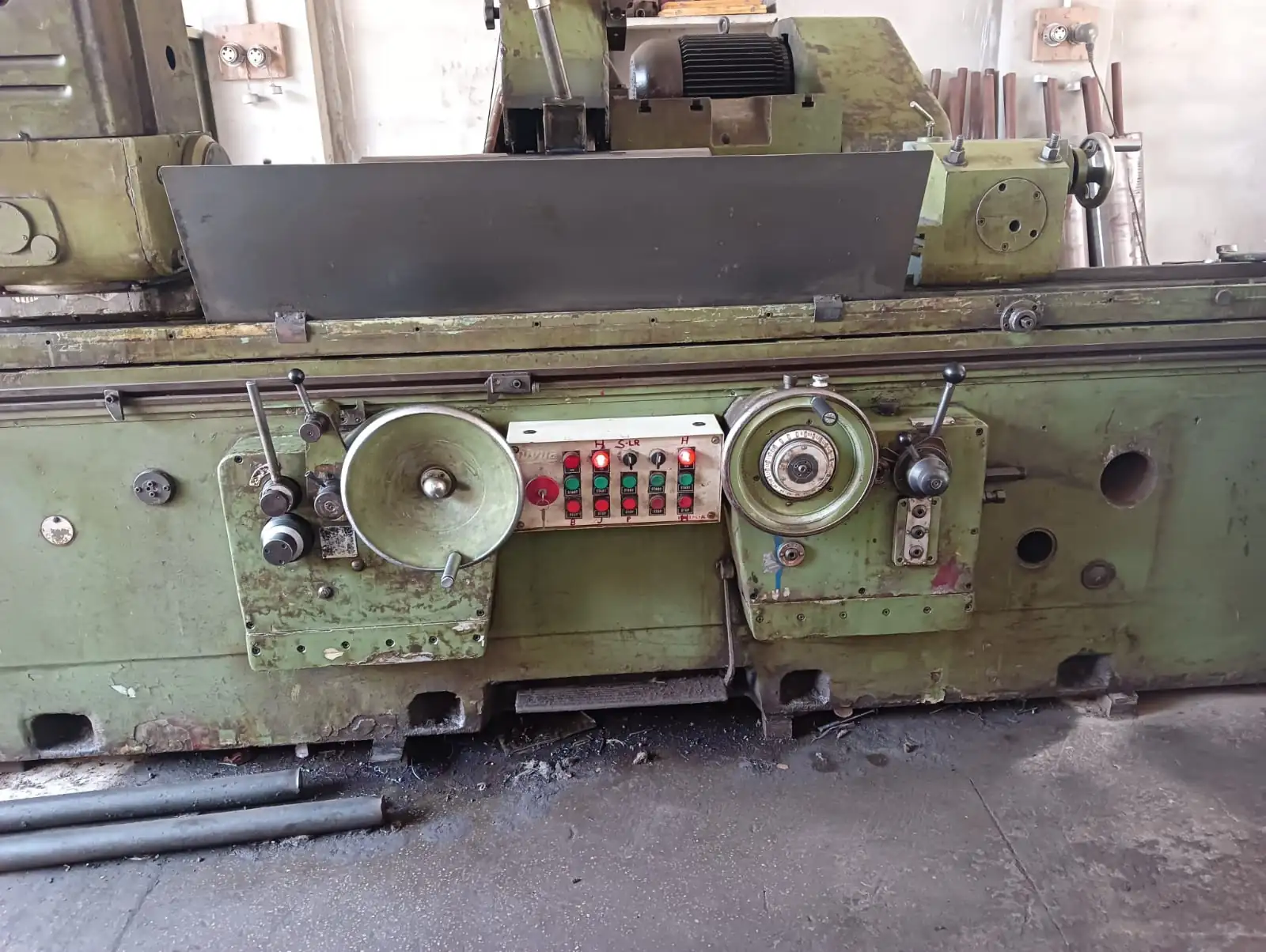 ID OD CYLINDRICAL GRINDER MACHINE