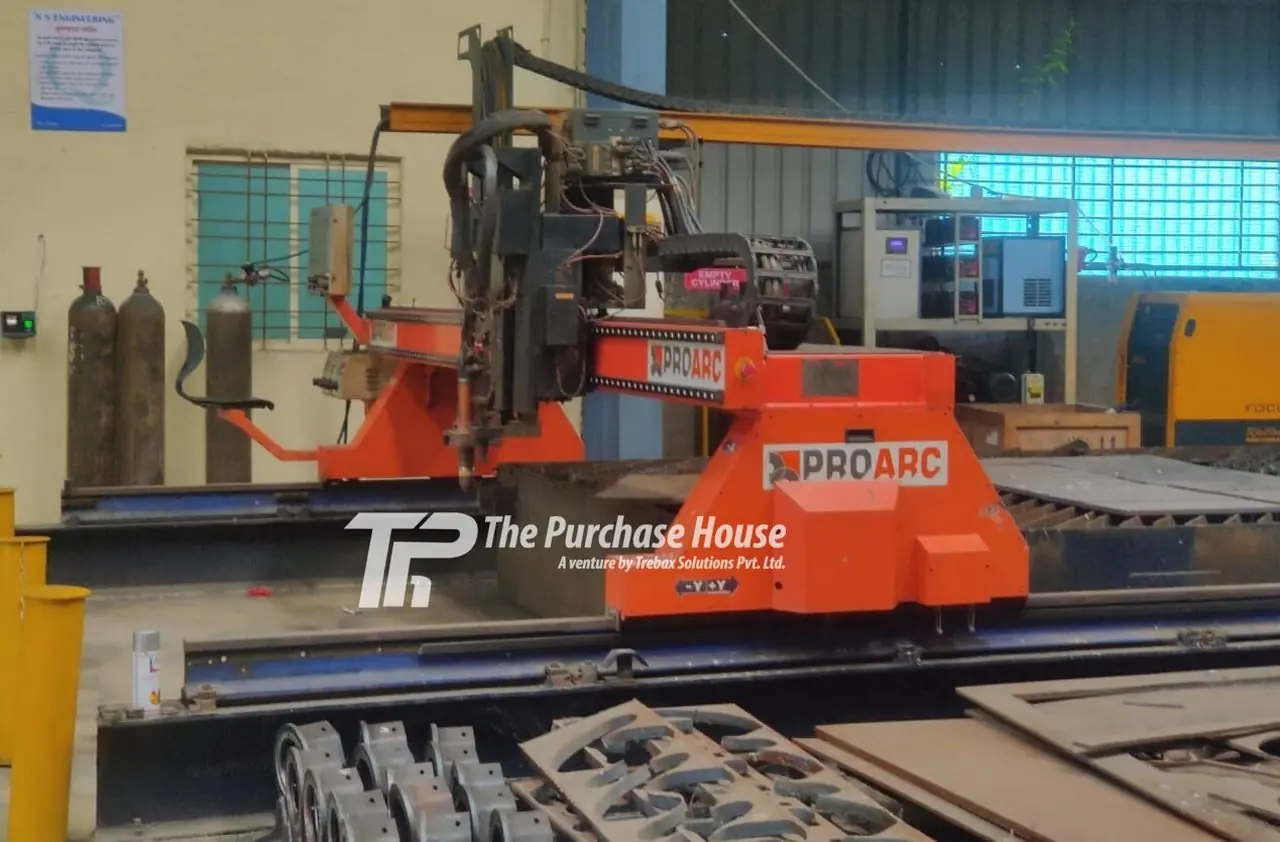 CNC PLASMA CUTTING MACHINE WITH OXYFUEL CUTTING ATTACHMENT