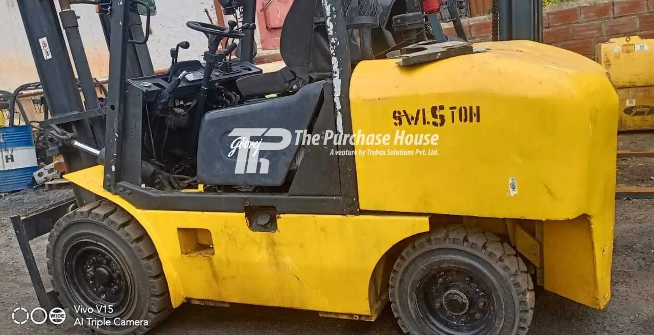 Forklift | Reliable Industrial Material Handling Equipment