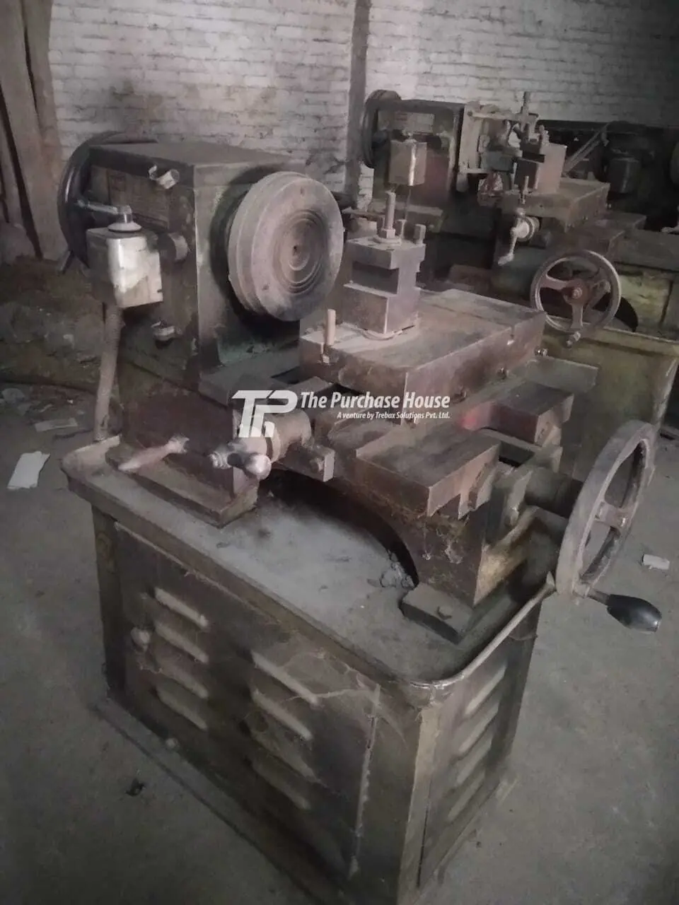 LATHE MACHINE