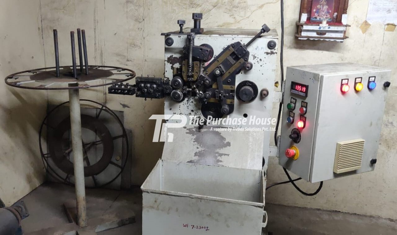 SPRING COILING MACHINE
