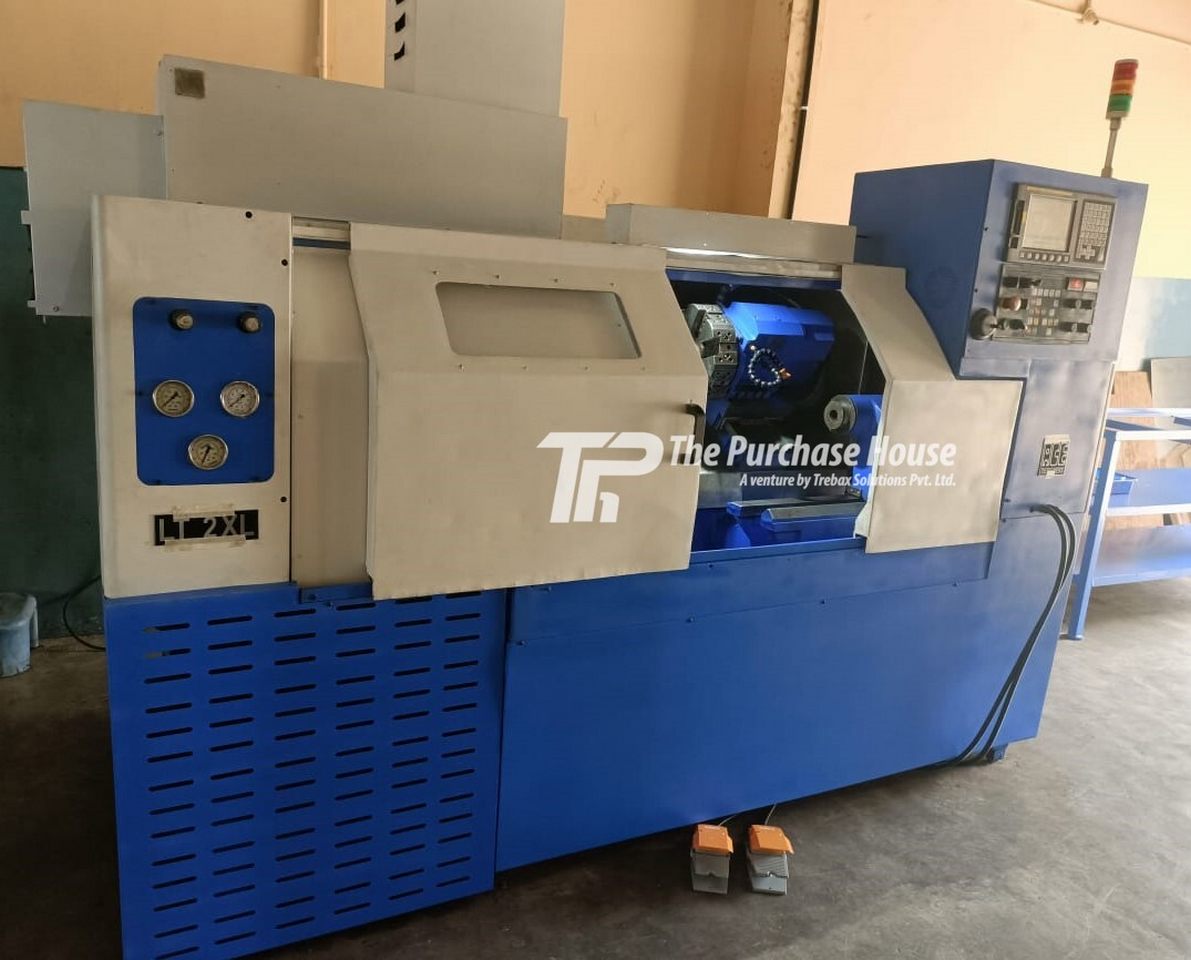 CNC TURNING MACHINE