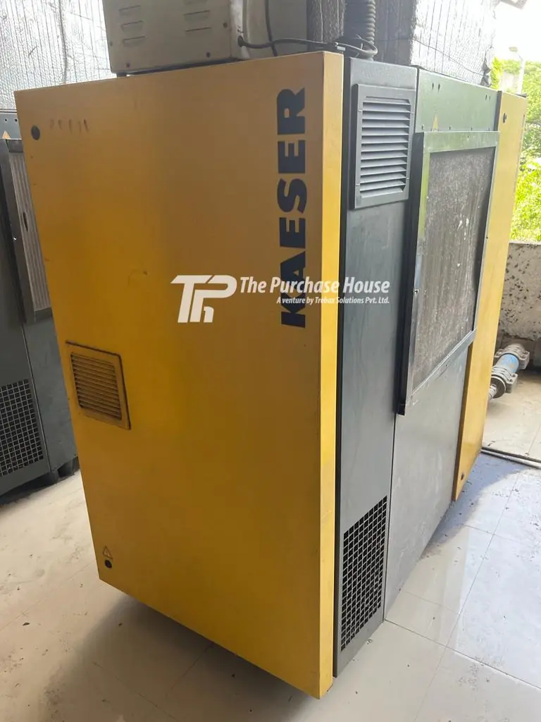 SCREW AIR COMPRESSOR