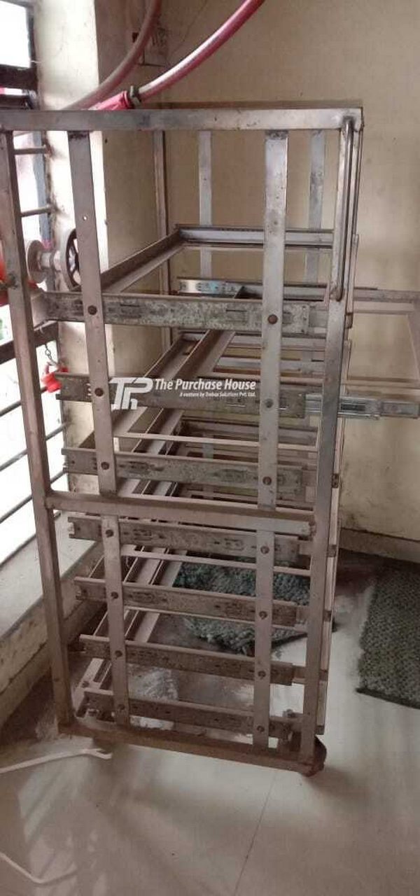SS TROLLEY