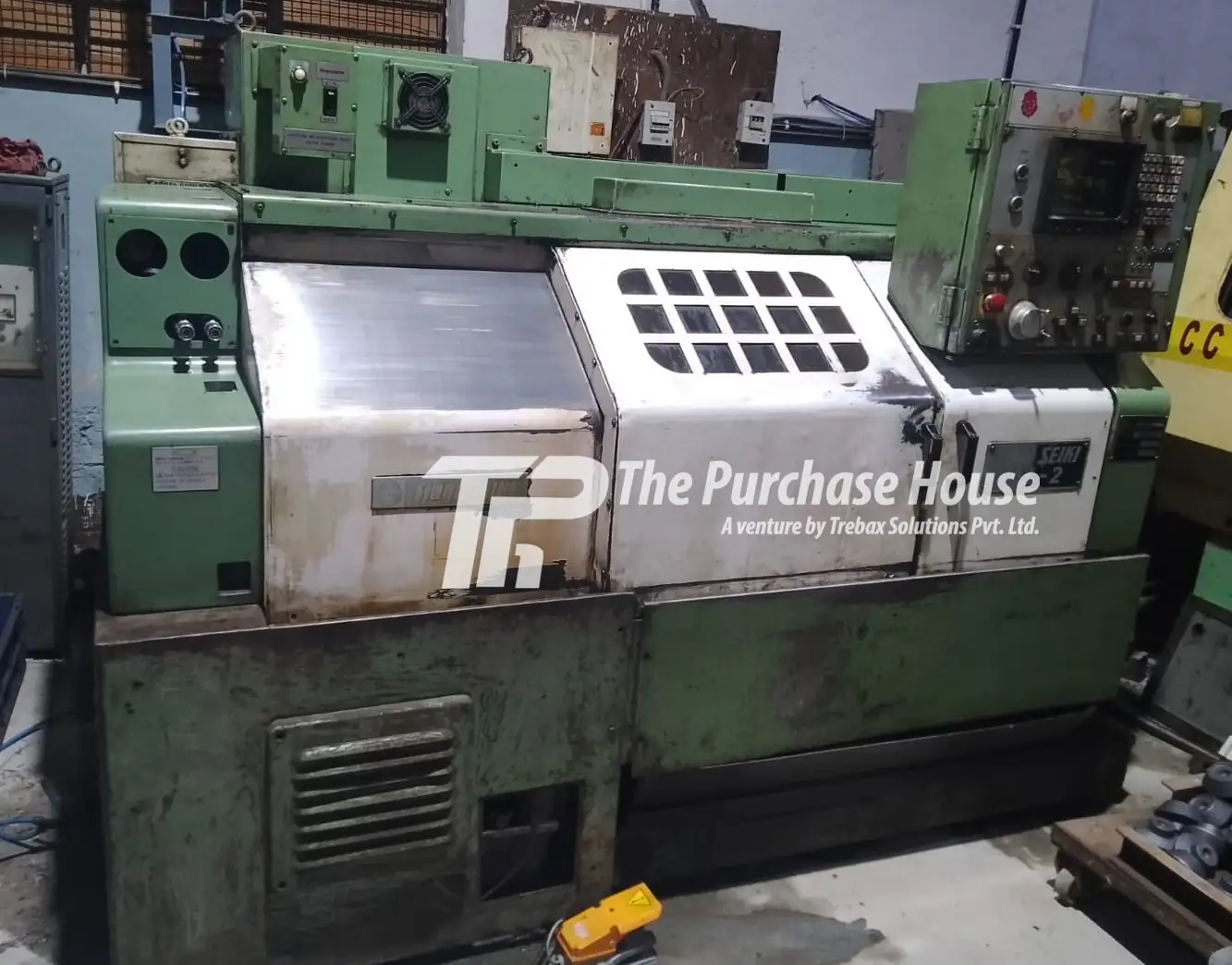CNC TURNING MACHINE