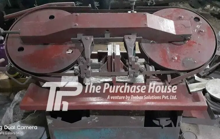 BANDSAW MACHINE