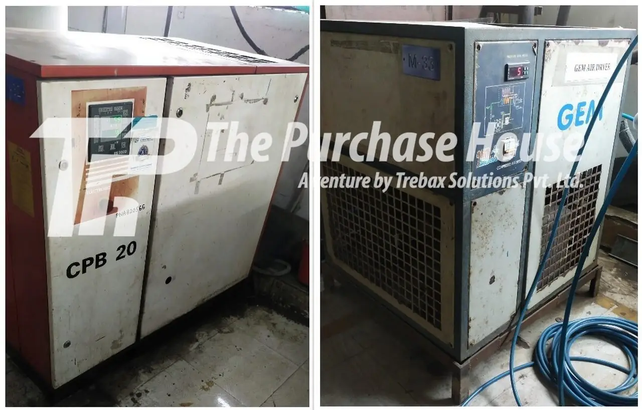 SCREW AIR COMPRESSOR