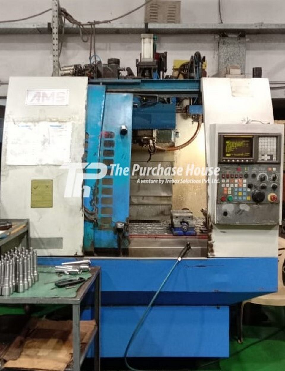 VERTICAL MACHINING CENTER (VMC)
