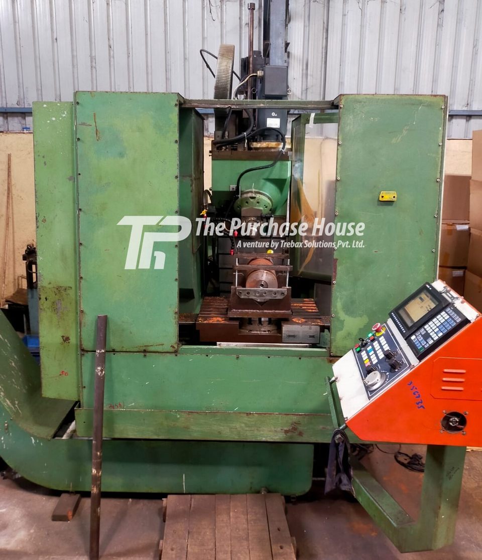 UNIVERSAL MACHINING CENTER