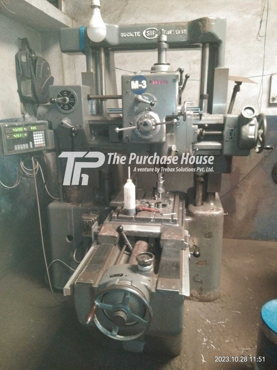 DRO JIG BORING MACHINE