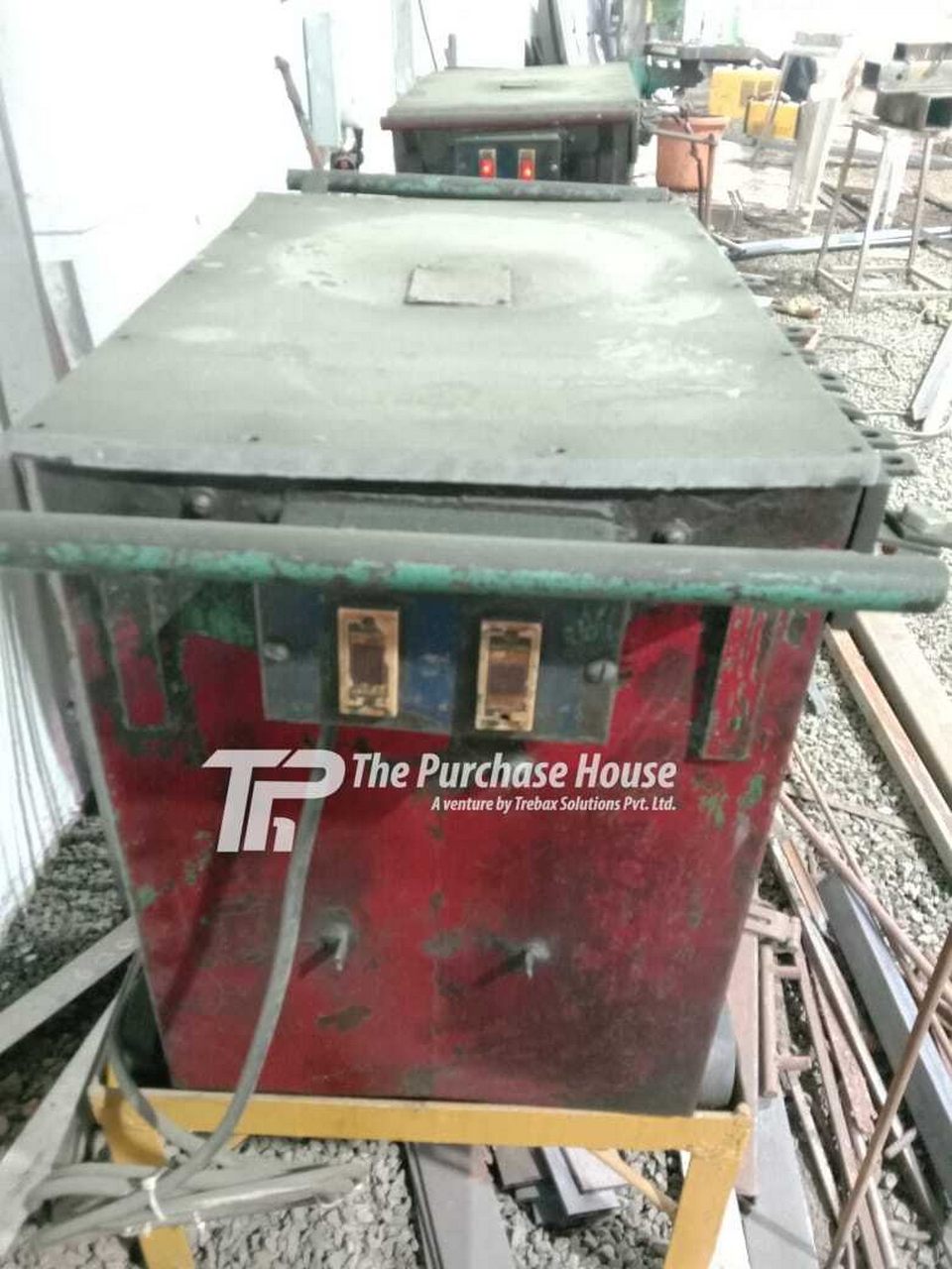 WELDING MACHINE