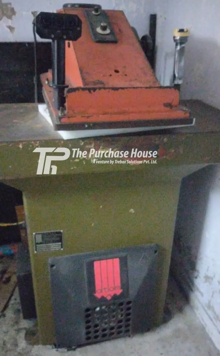 Hydraulic collar cutting press machine for industrial use