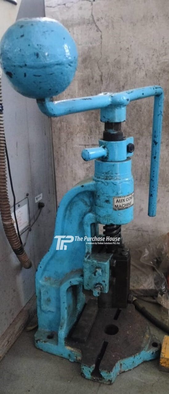HAND PRESS MACHINE