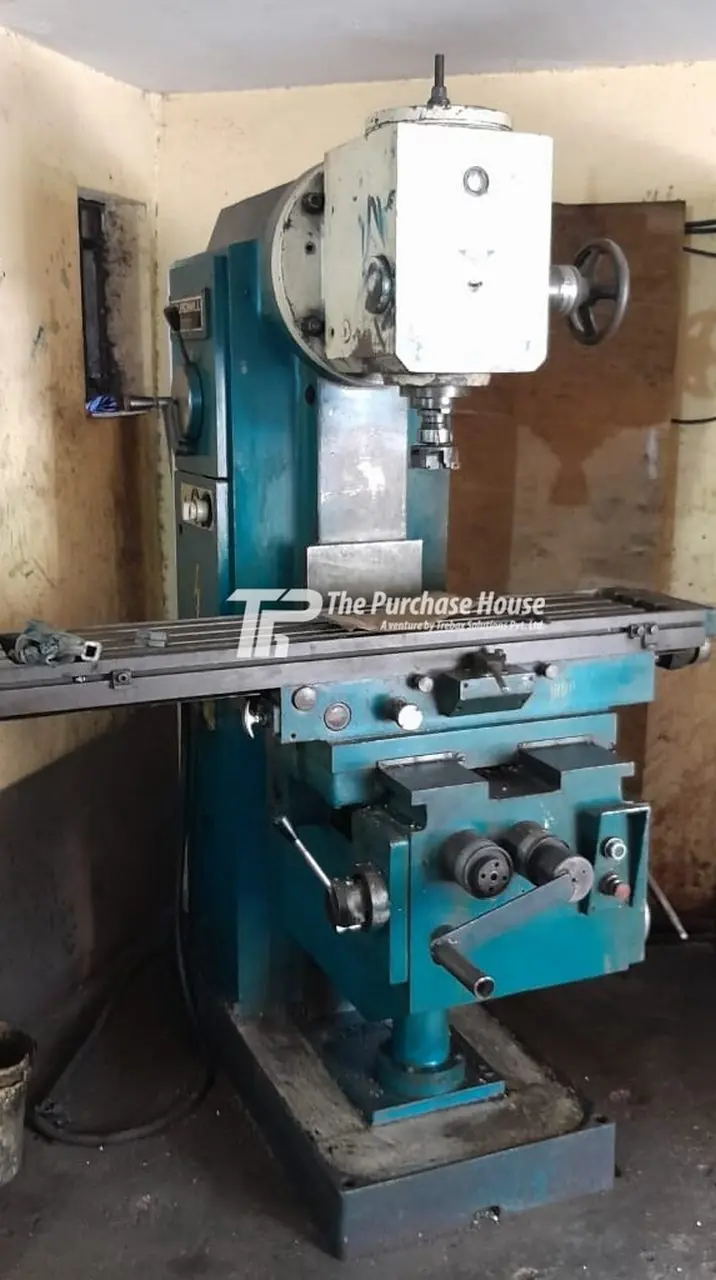 MILLING MACHINE