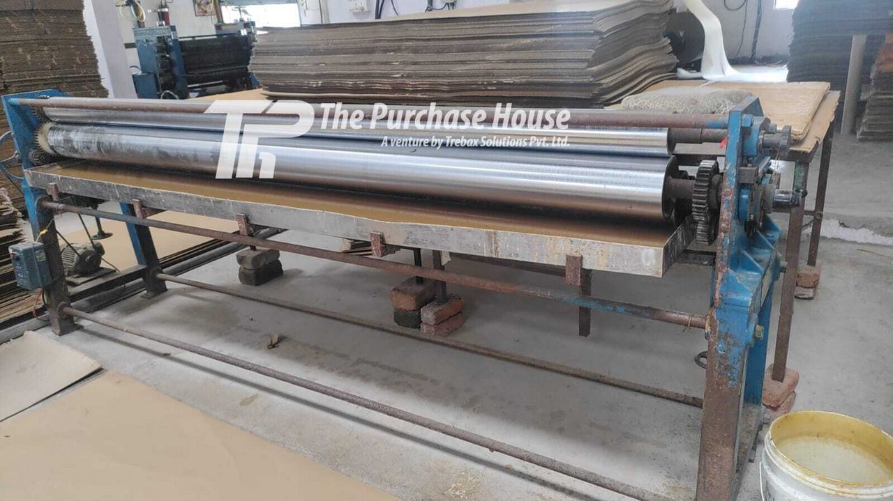 CORRUGATED SHEET PASTING MACHINE