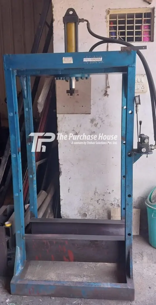 HYDRAULIC PRESS MACHINE