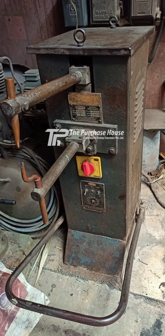 SPOT WELDING MACHINE