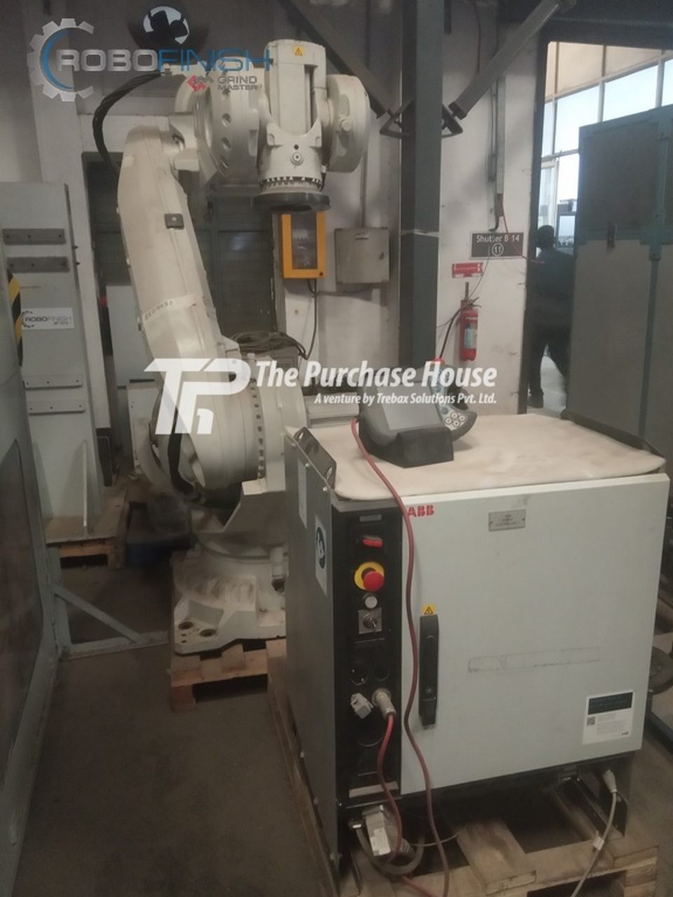 INDUSTRIAL ROBOT SYSTEM