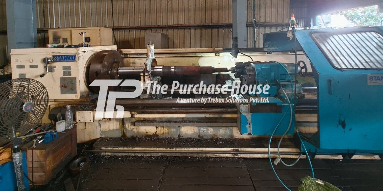 CNC LATHE MACHINE