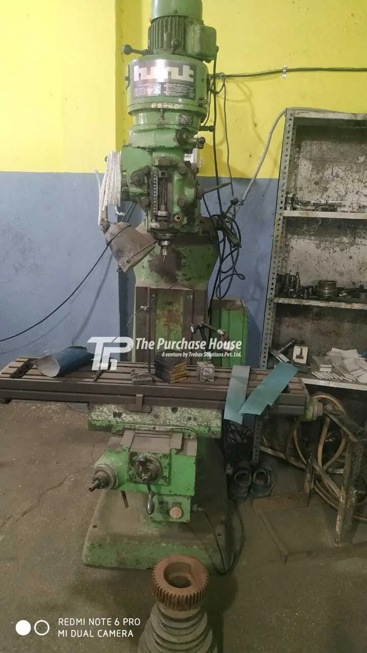 MILLING MACHINE