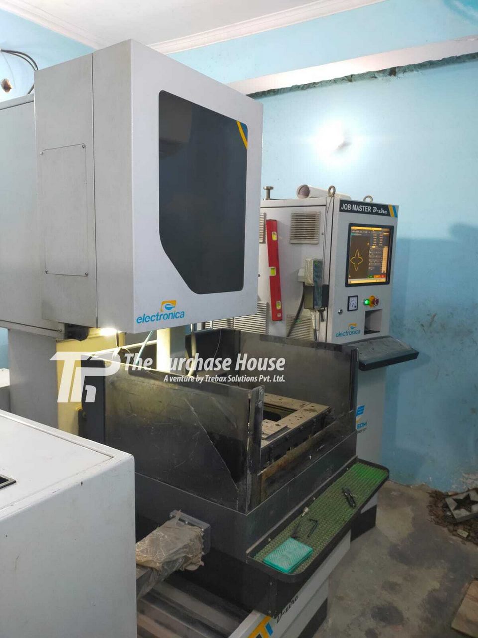 CNC WIRE CUT EDM MACHINE
