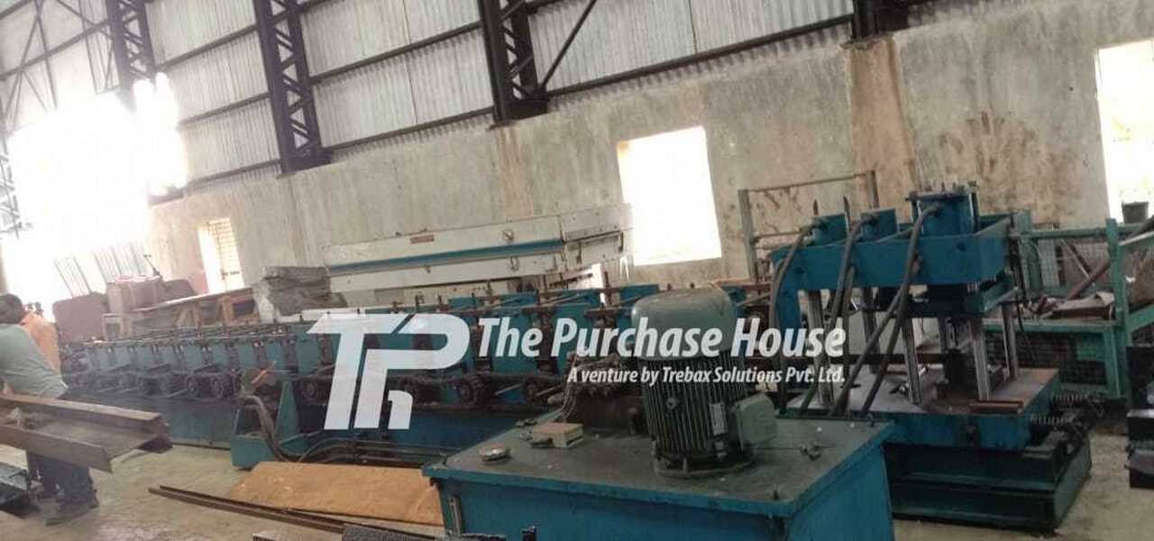 ROLL FORMING MACHINE