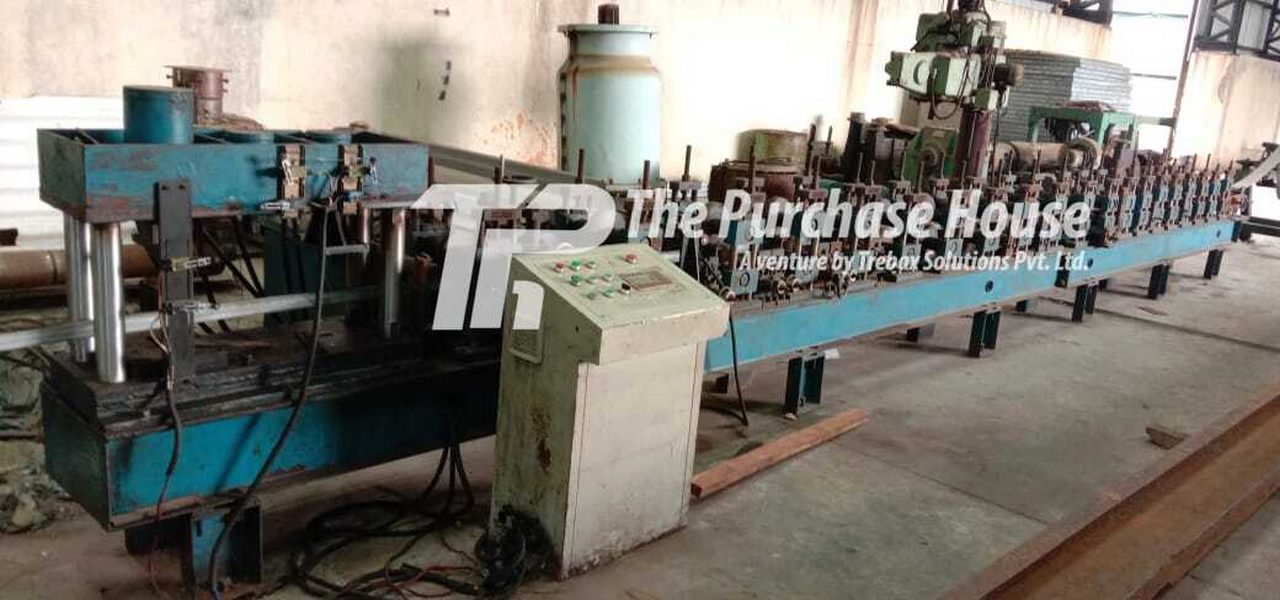 ROLL FORMING MACHINE