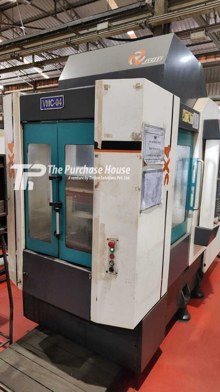 VERTICAL MACHINING CENTER WITH AUTOMATIC PALLET CHANGER (VMC)