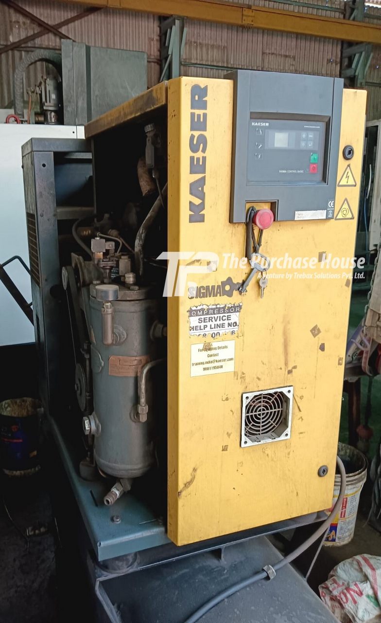 SCREW AIR COMPRESSOR