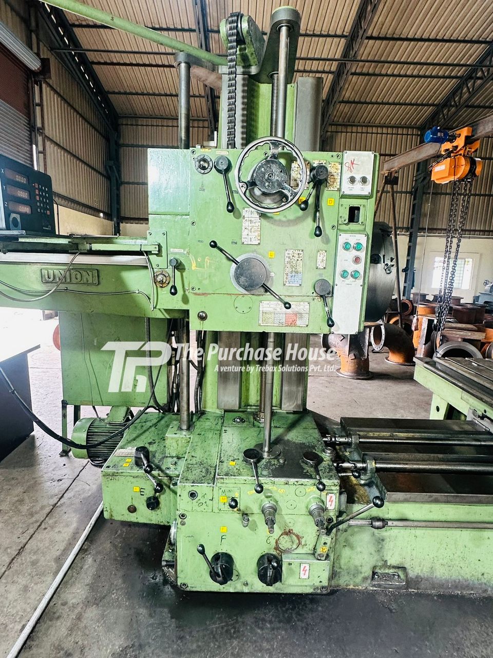 DRO HORIZONTAL BORING MACHINE