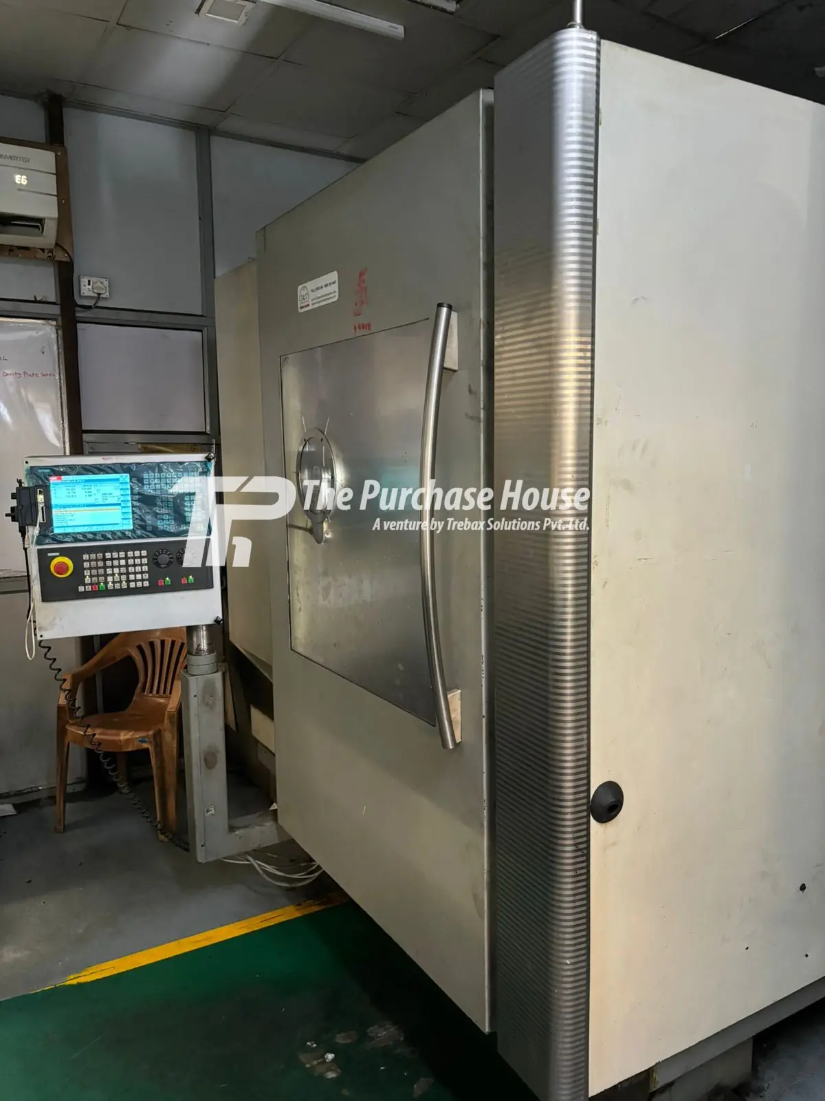 VERTICAL MACHINING CENTER (VMC)