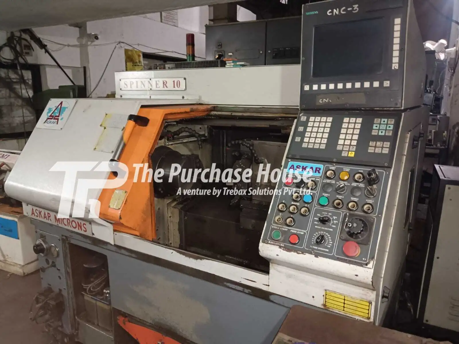 CNC TURNING MACHINE