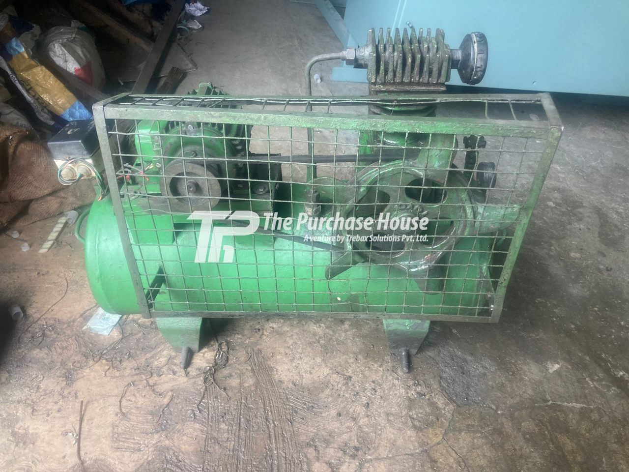 RECIPROCATIONG AIR COMPRESSOR