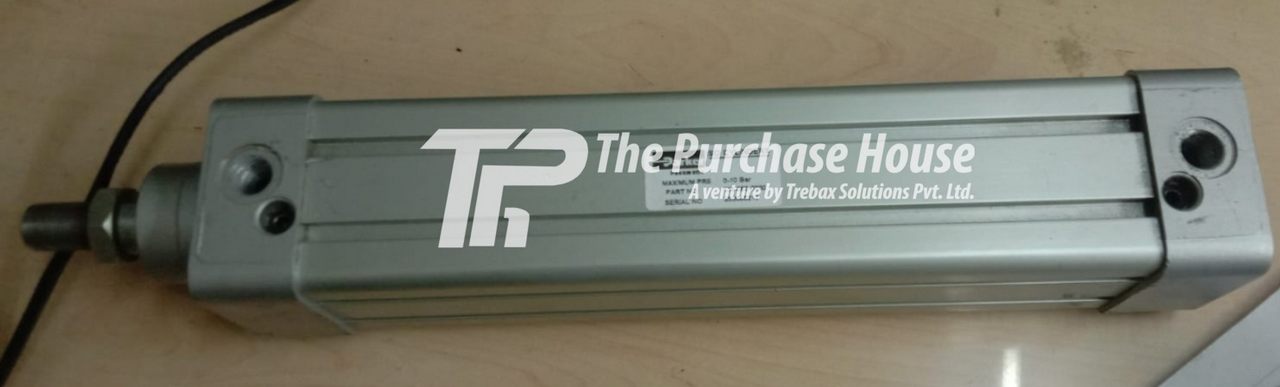 PNEUMATIC CYLINDER