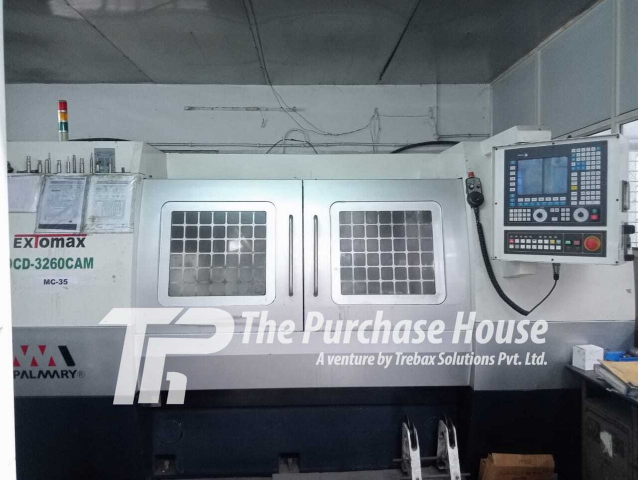 CNC CYLINDRICAL GRINDER MACHINE