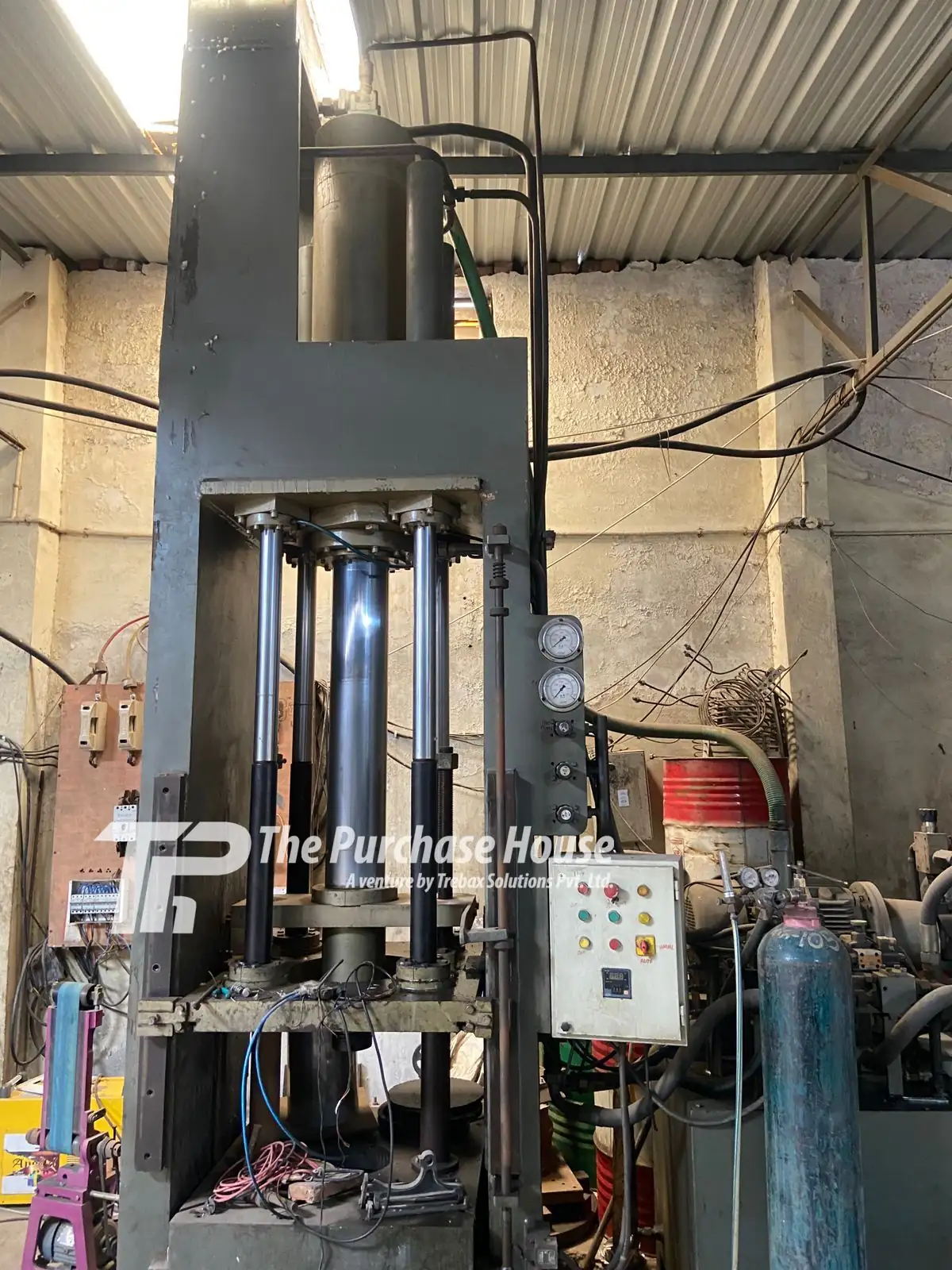 DEEP DRAW PRESS MACHINE