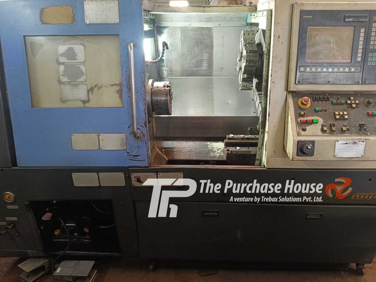 CNC TURNING MACHINE